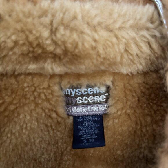 Girls Size 10 Warm Winter Vest - Picture 4 of 5